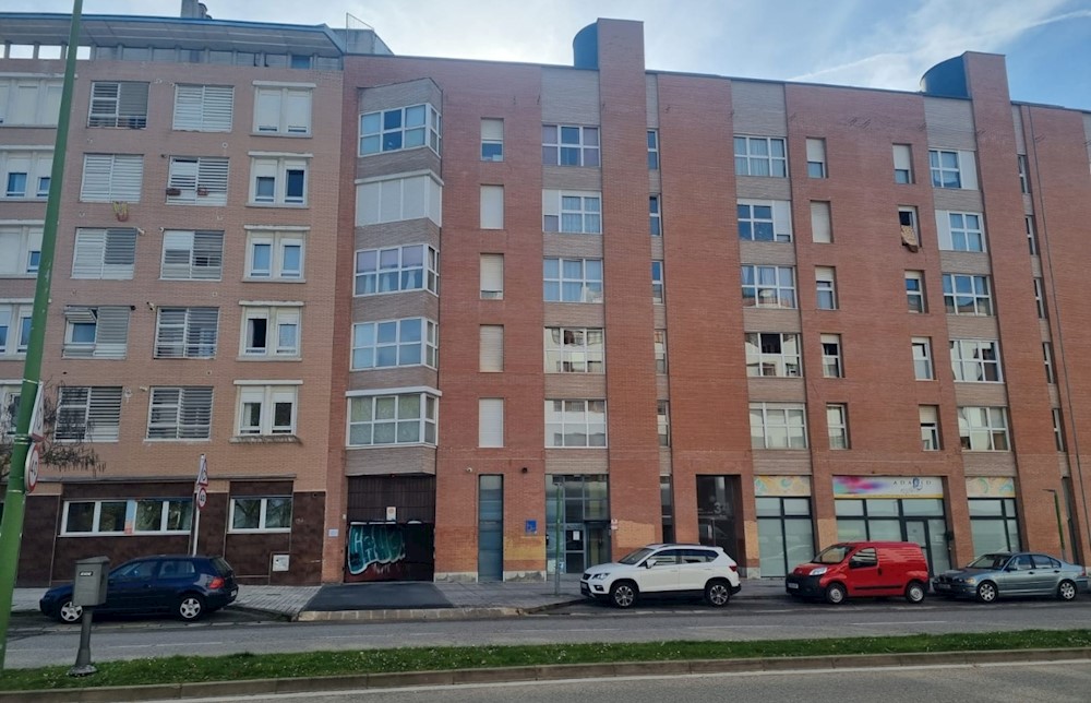 Foto de inmueble: GARAJE AVDA.CASTILLA Y LEON